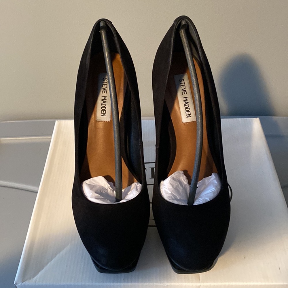 Steve Madden platform heels - Picture 2 of 3